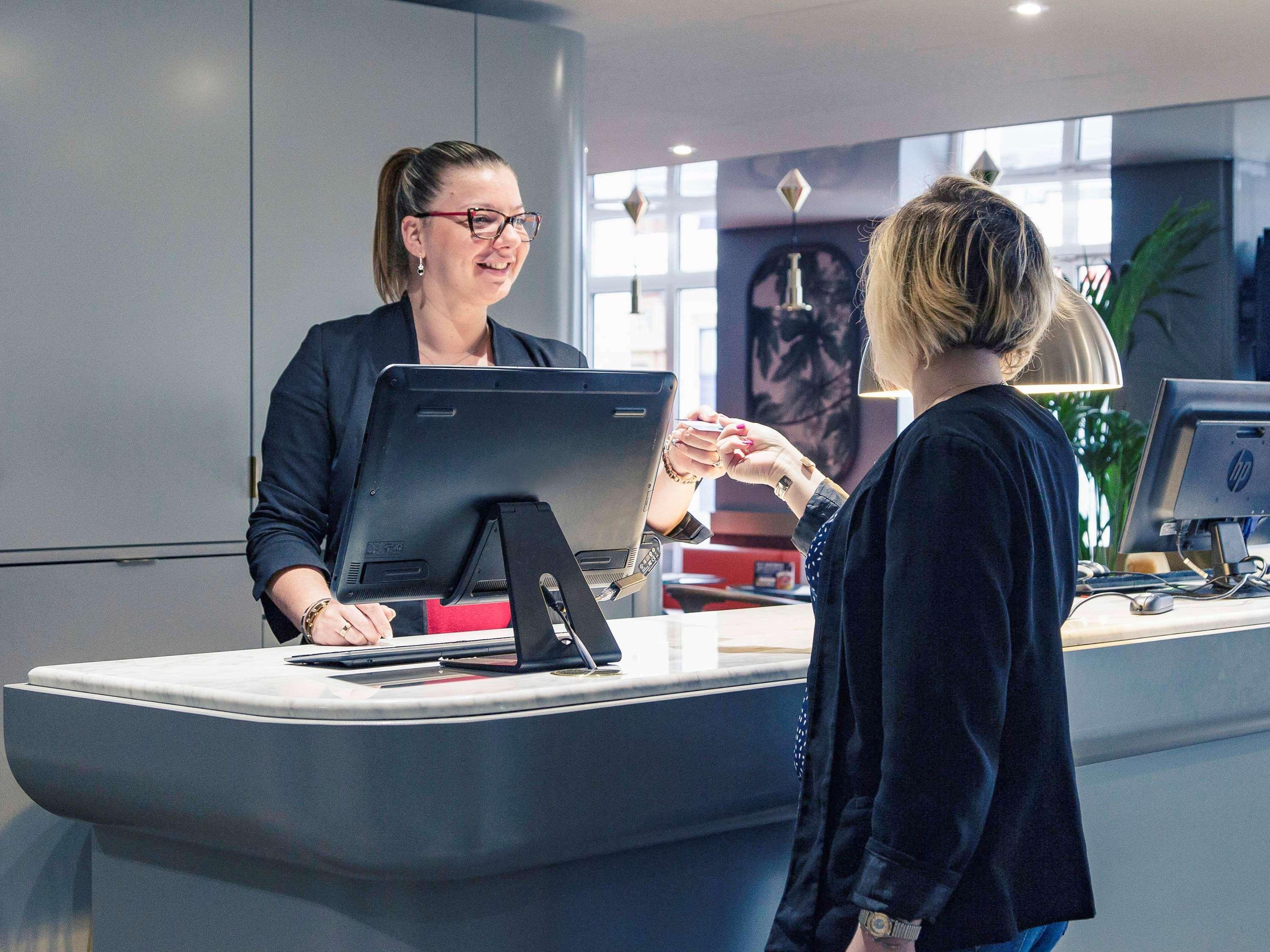 Mercure Nancy Centre Place Stanislas Bagian luar foto