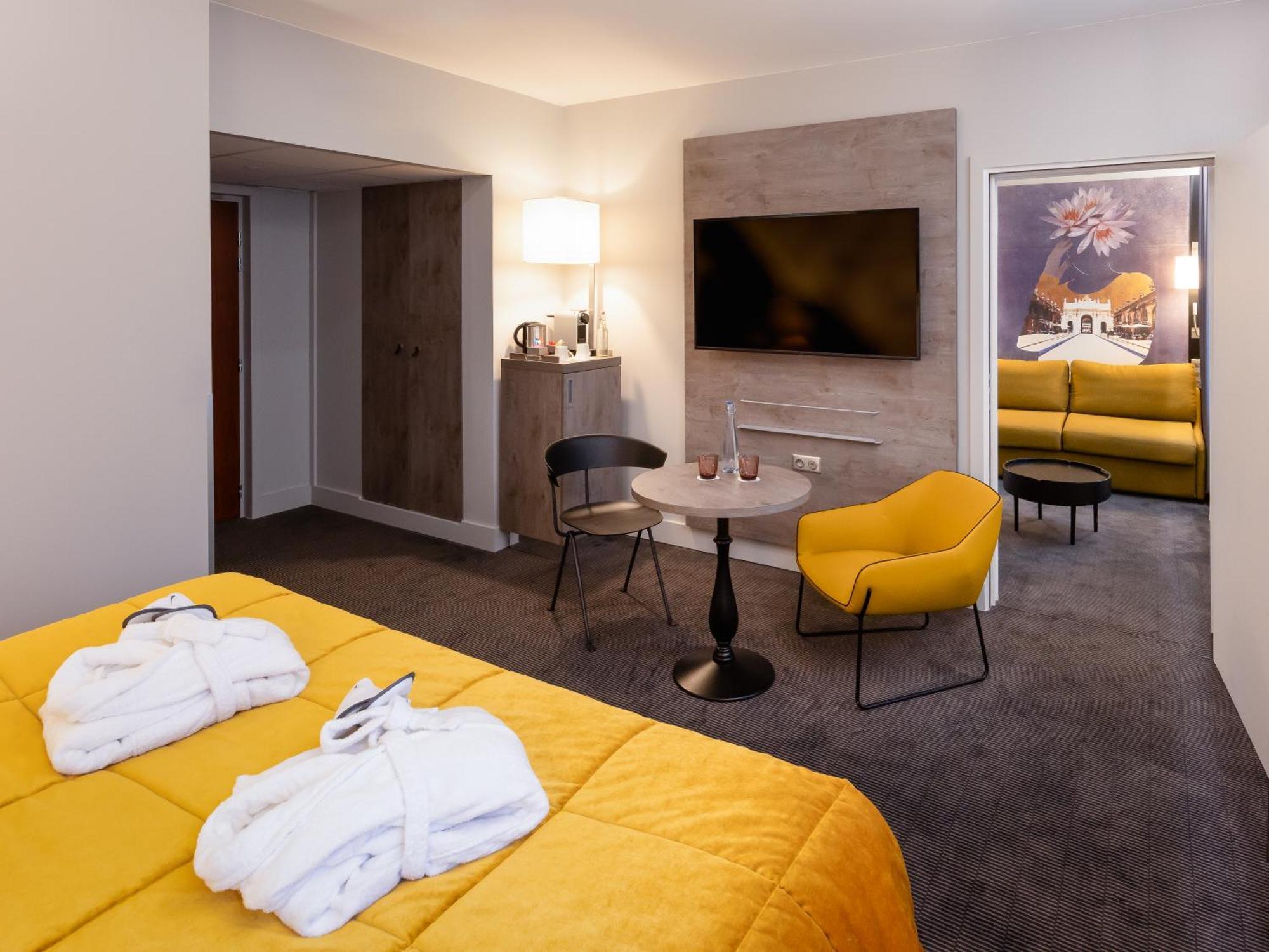 Mercure Nancy Centre Place Stanislas Bagian luar foto