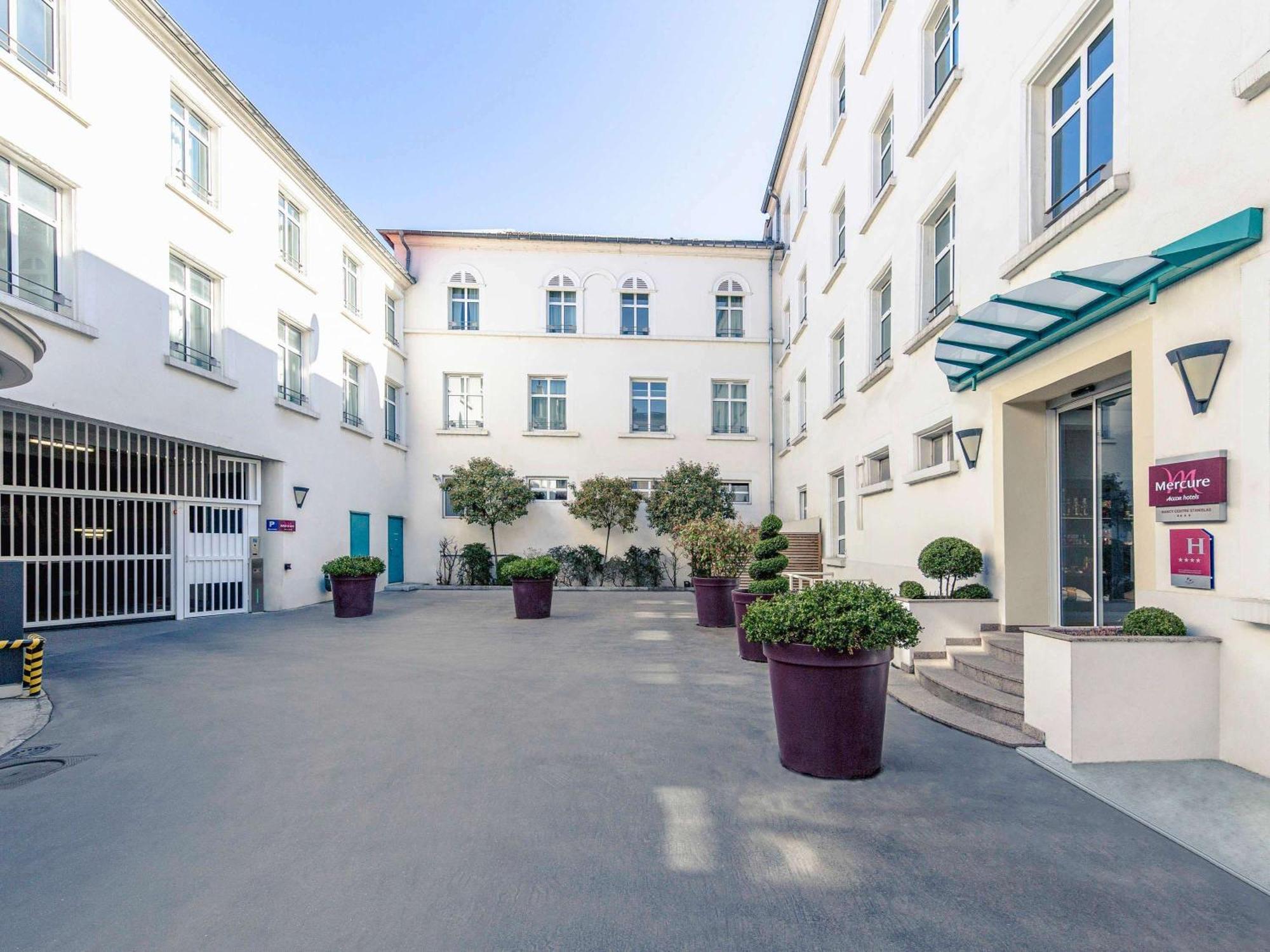 Mercure Nancy Centre Place Stanislas Bagian luar foto